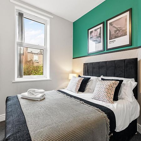 20 Percent Off! Stylish Sheffield Abode Sleeps 12 Appartement Buitenkant foto