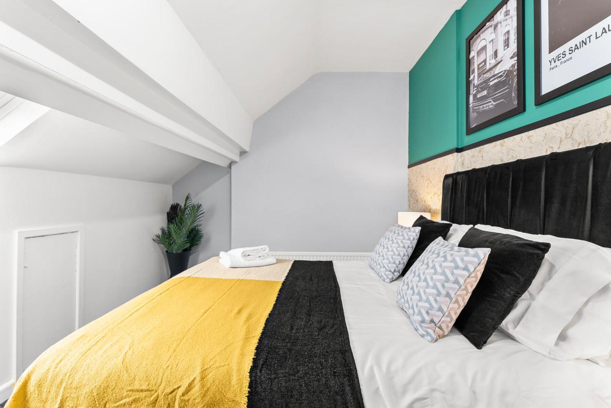 20 Percent Off! Stylish Sheffield Abode Sleeps 12 Appartement Buitenkant foto