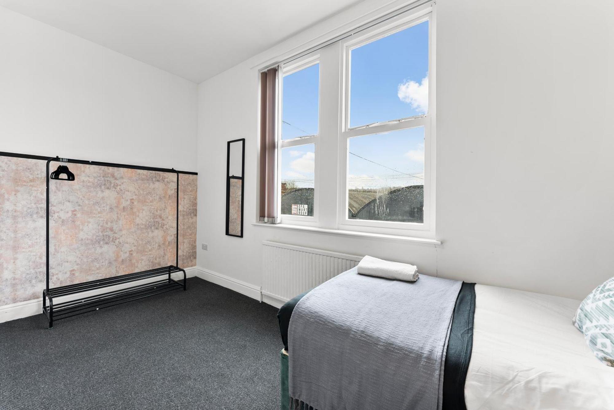 20 Percent Off! Stylish Sheffield Abode Sleeps 12 Appartement Buitenkant foto