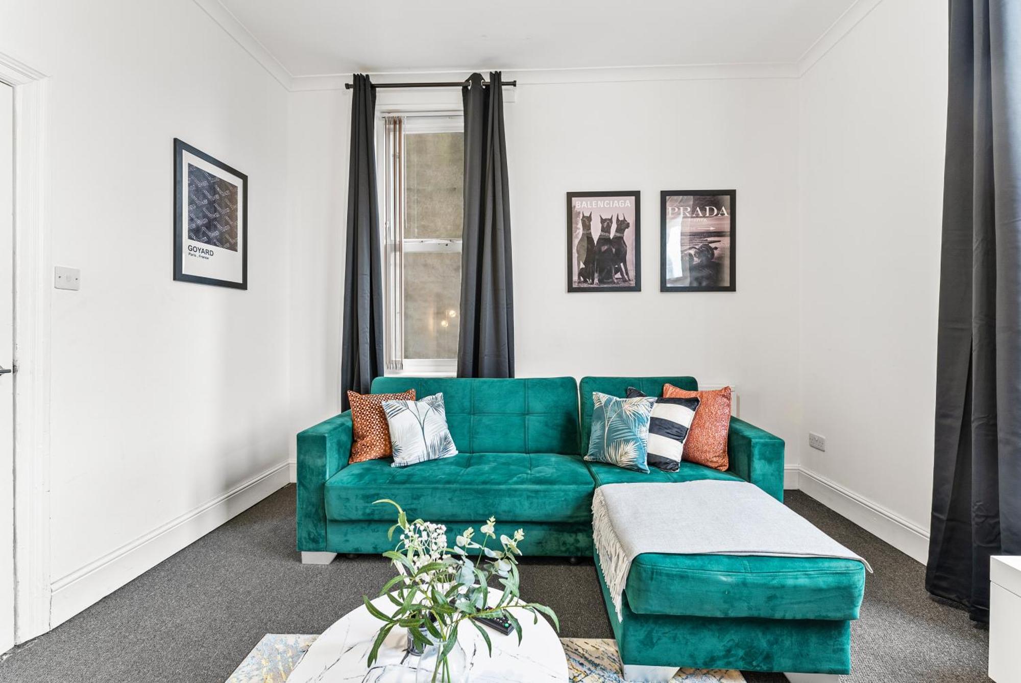 20 Percent Off! Stylish Sheffield Abode Sleeps 12 Appartement Buitenkant foto