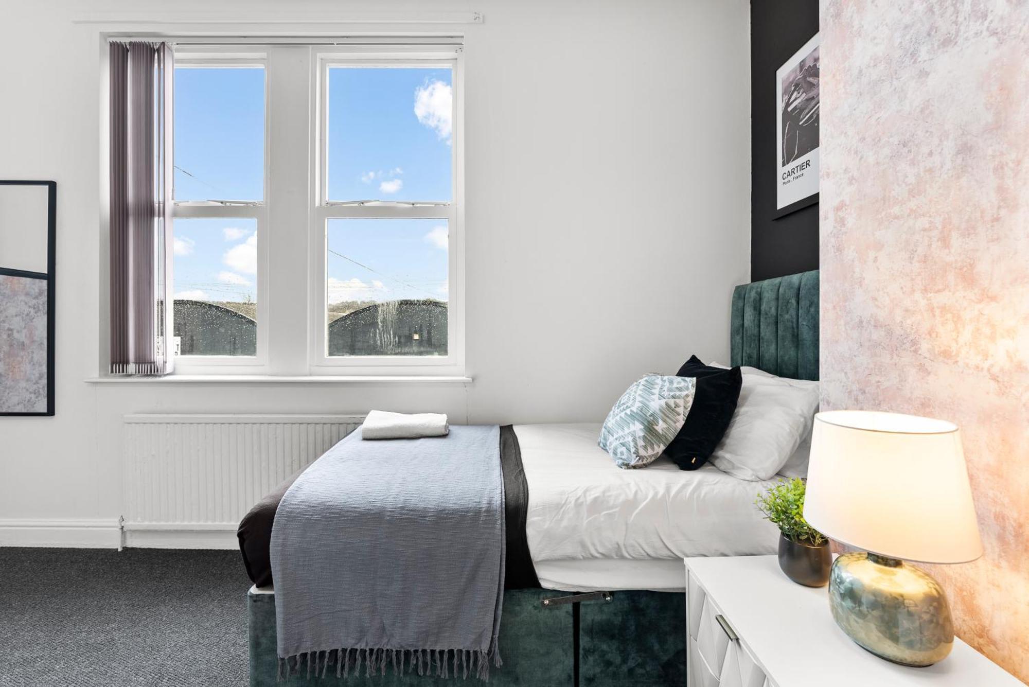 20 Percent Off! Stylish Sheffield Abode Sleeps 12 Appartement Buitenkant foto